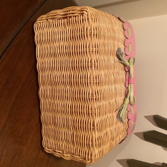 Clever Carriage Company-wicker & leather trim handbag - Picture 6 of 6